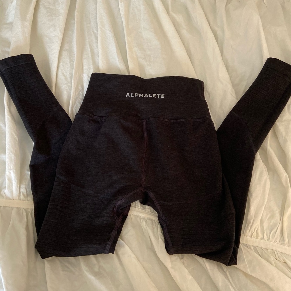 Alphalete leggings 2020 drop